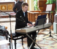 koncert-uczniow-ze-szkoly-muzycznej-i-stopnia-z-sierpca-14.04.2013-4